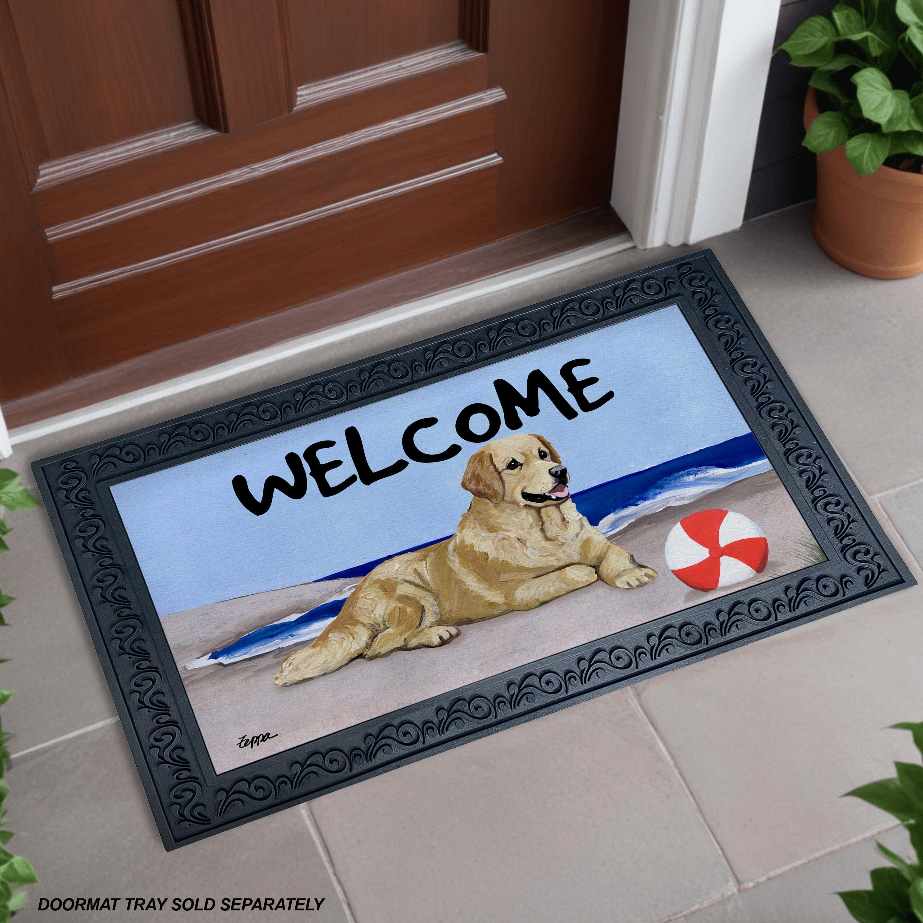 Golden Retriever on the Beach Welcome Mat