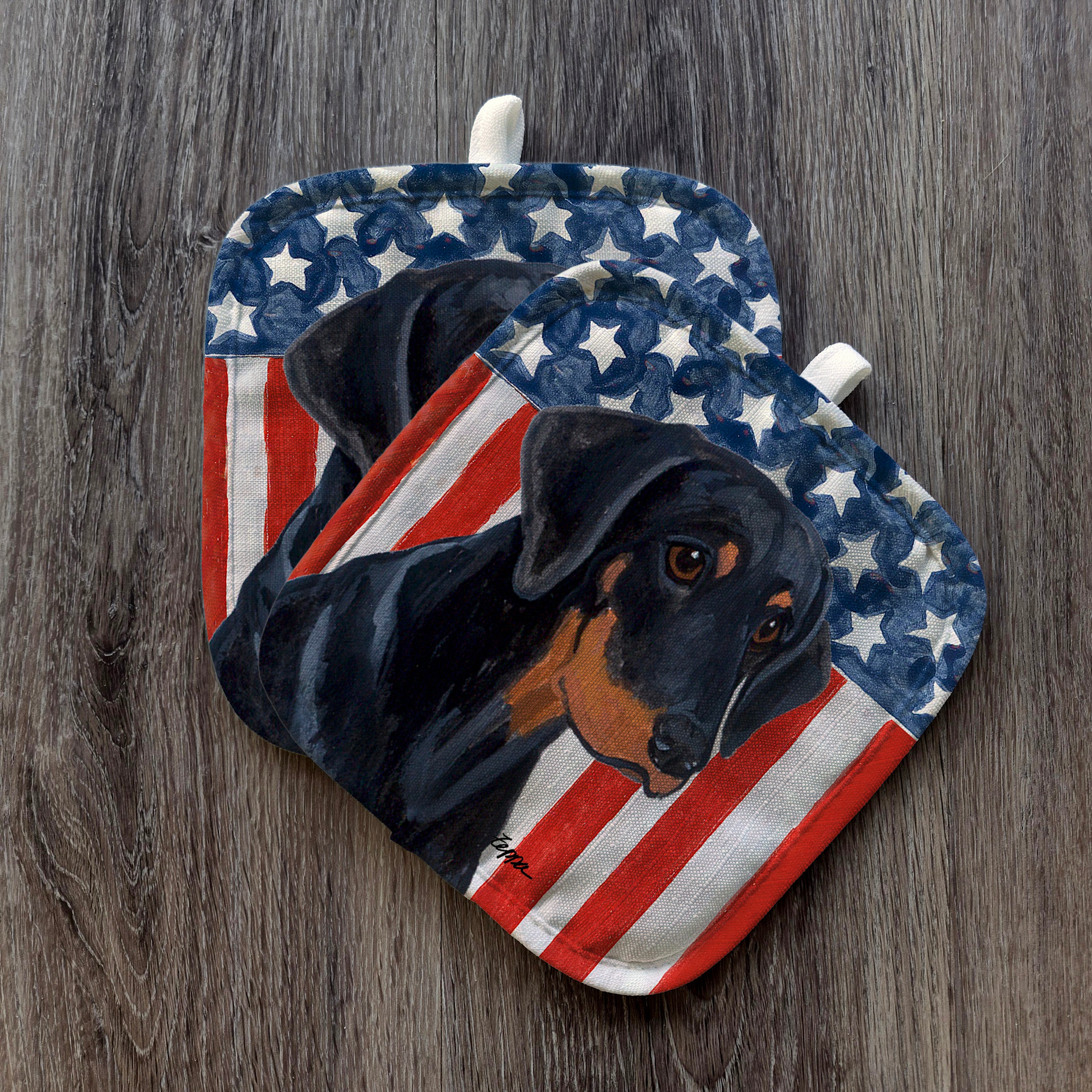 Natural Eared Doberman Pinscher Americana Pot Holder Set