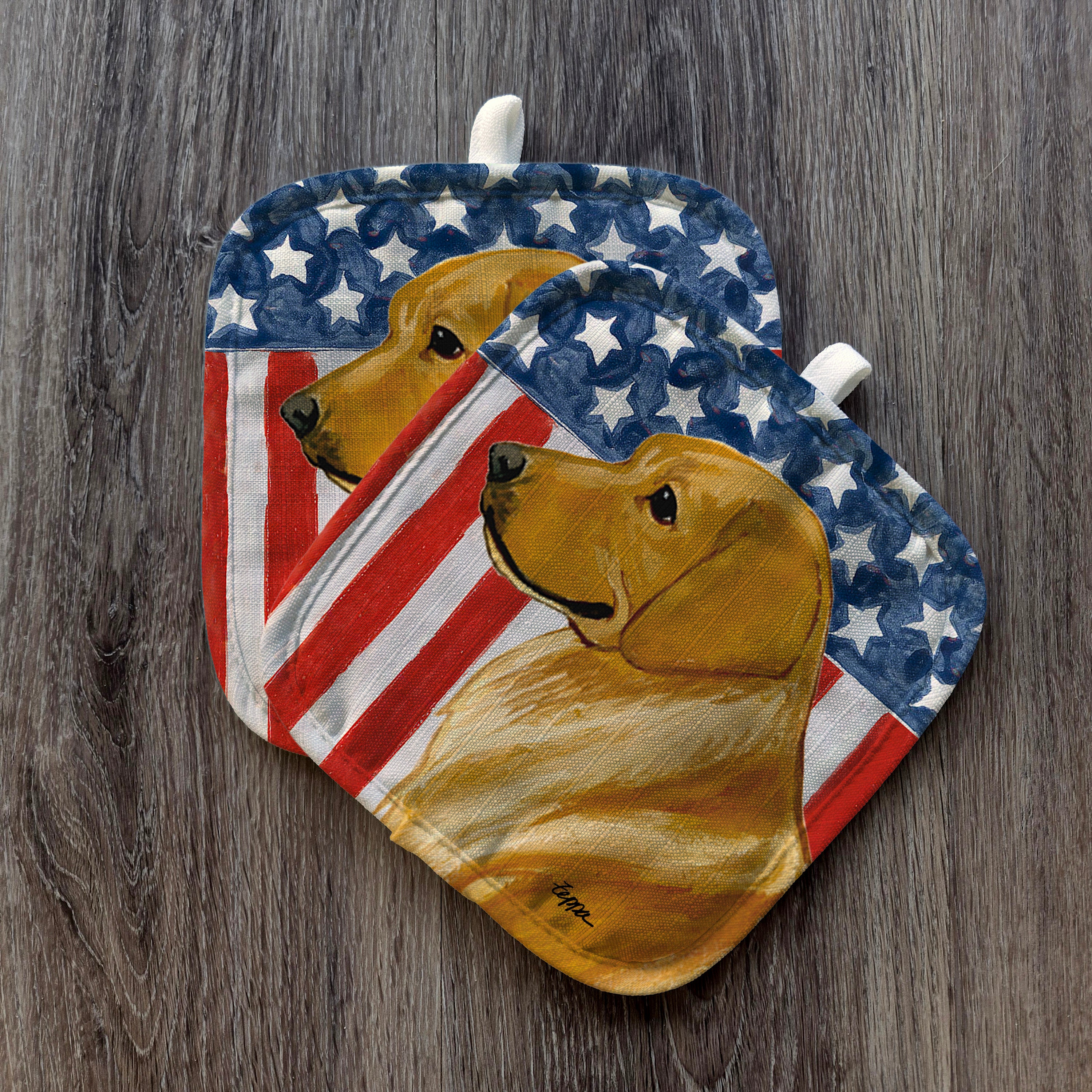 Standing Golden Retriever Americana Pot Holder Set