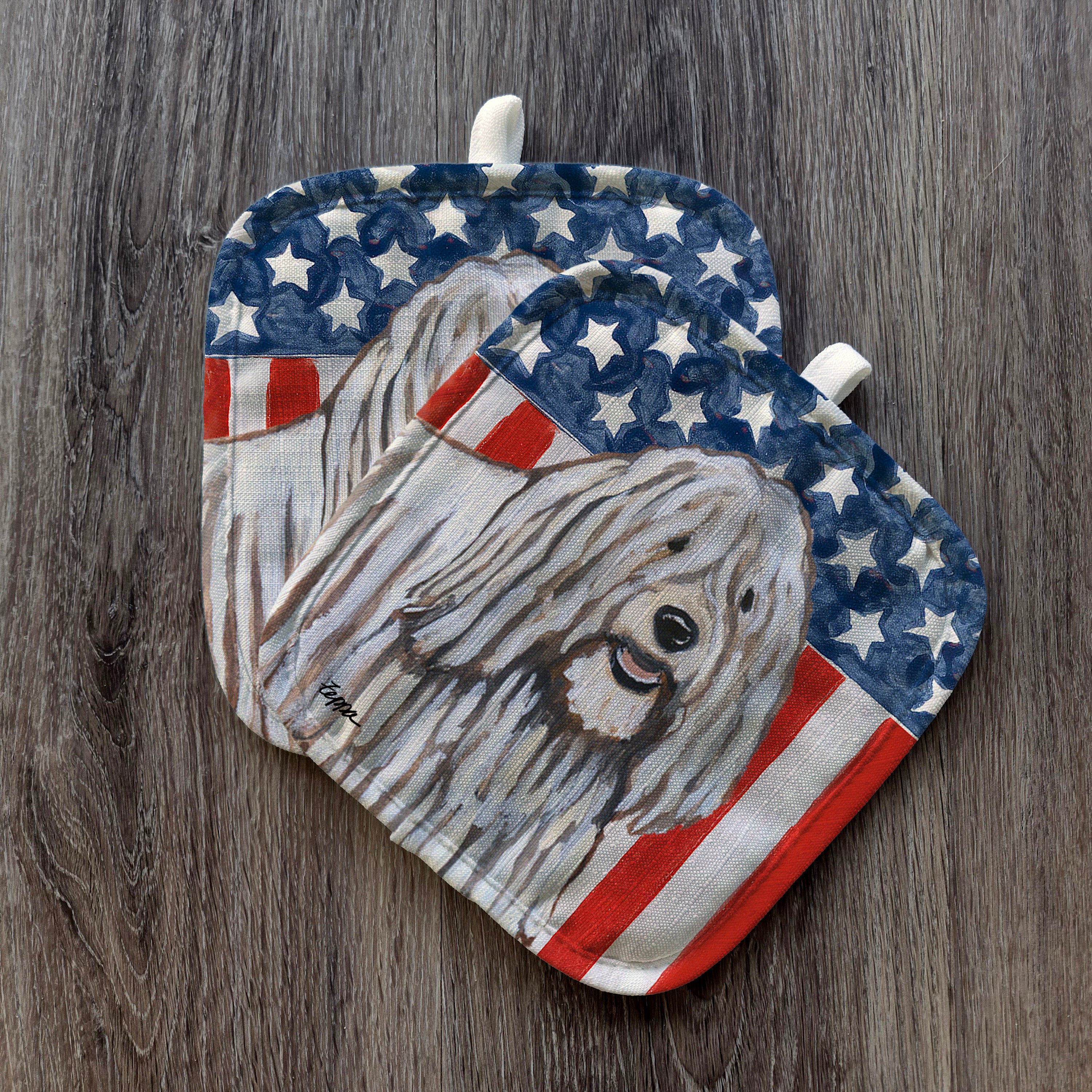 Komondor Americana Pot Holder