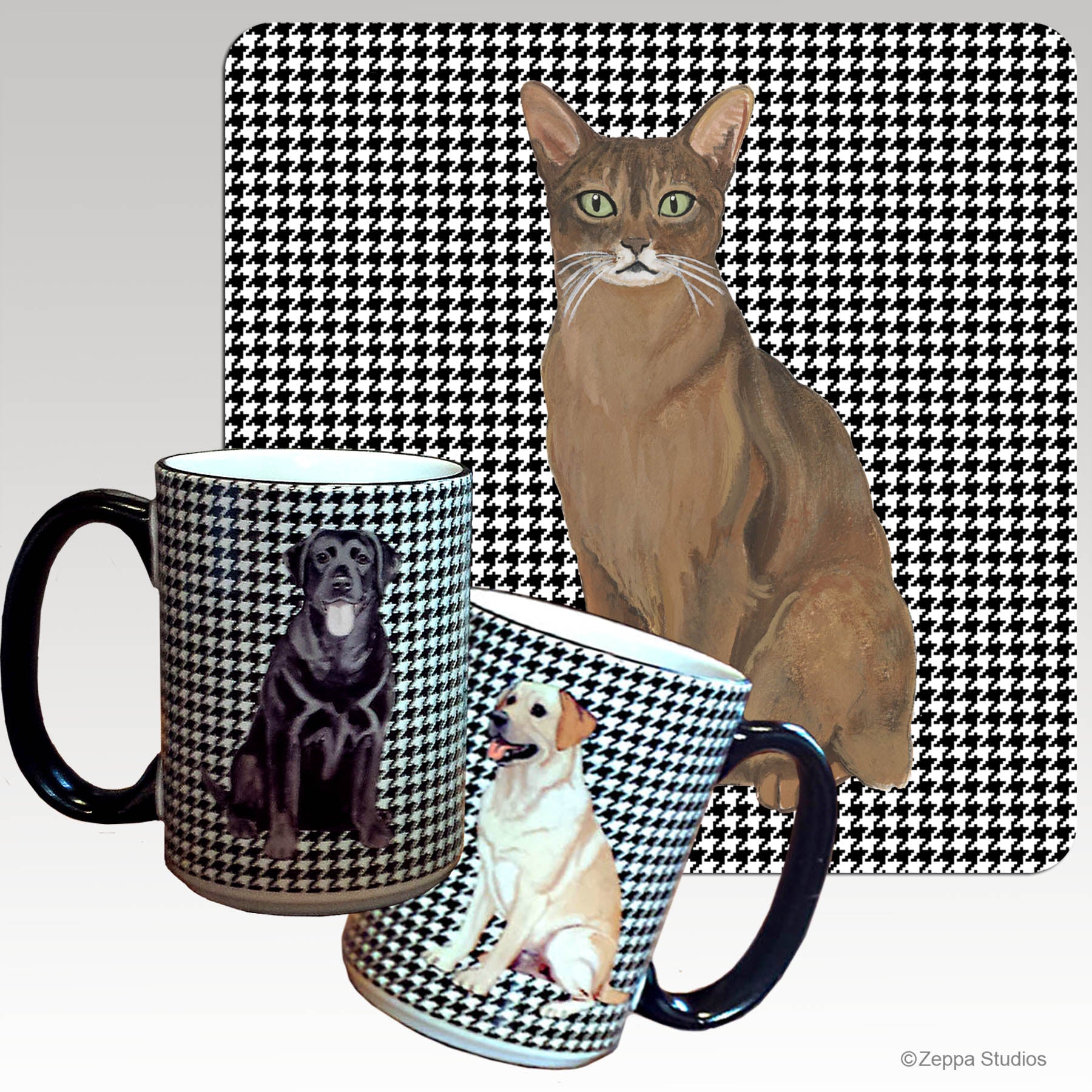 Abyssinian Cat Design on Houndstooth Background Mug